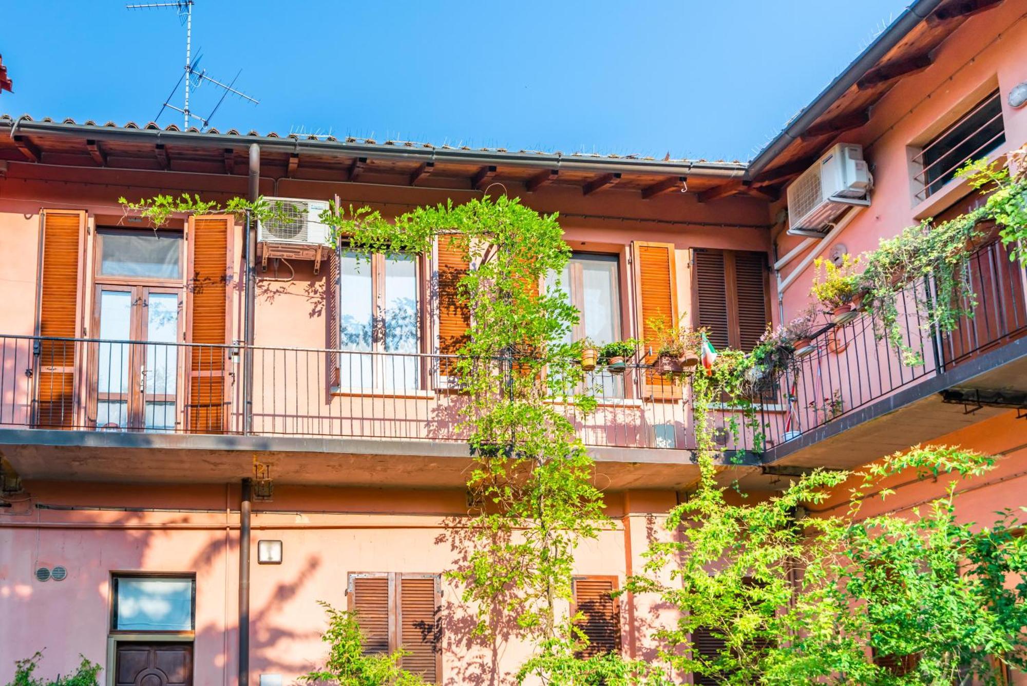 La Corte 48 - Pavia City - By Host4U Luaran gambar